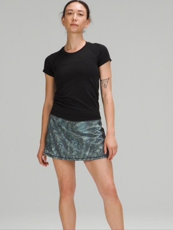 lululemon athletica Dresses & Skirts - Lululemon Pace Rival Mid-Rise Skirt Dimensional Icing Blue Multi Size 4 Tall